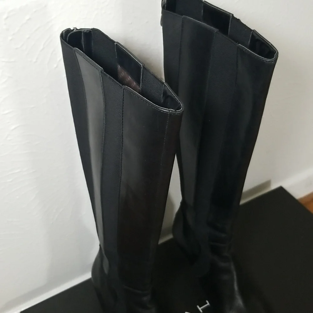 Taheri Women's Black High Boots Size 9 M